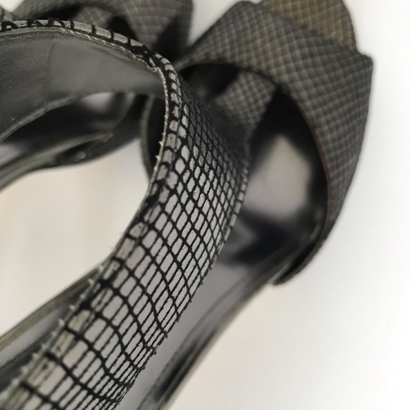 Enzo Angiolini Pewter Silver Zipper Croc Bootie Sandals - Picture 15 of 15